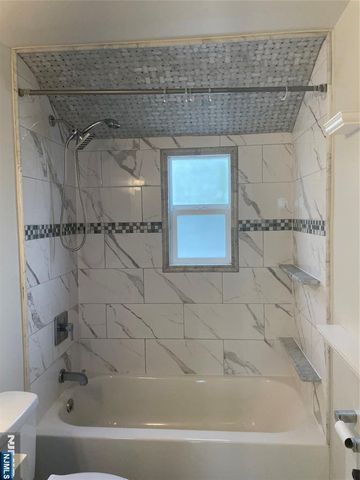 25 Legion Drive ST1, Bergenfield, NJ 07621