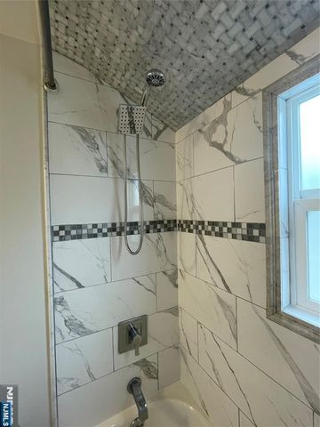 25 Legion Drive ST1, Bergenfield, NJ 07621