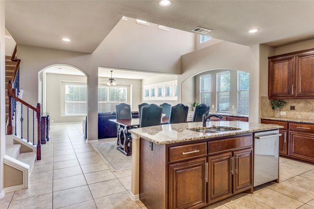 1201 Killian Drive, Mansfield, TX 76063