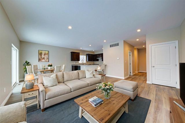 1125 Brandt Street, Garden City, MI 48135