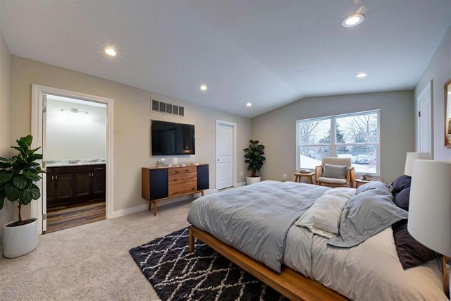 1125 Brandt Street, Garden City, MI 48135