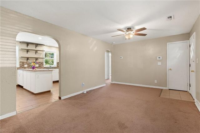 6220 Lathrop Avenue, Kansas City, KS 66104