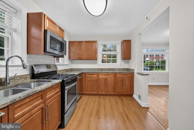 406 GILMOURE DR, Silver Spring, MD 20901