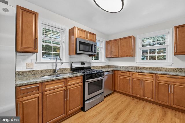 406 GILMOURE DR, Silver Spring, MD 20901
