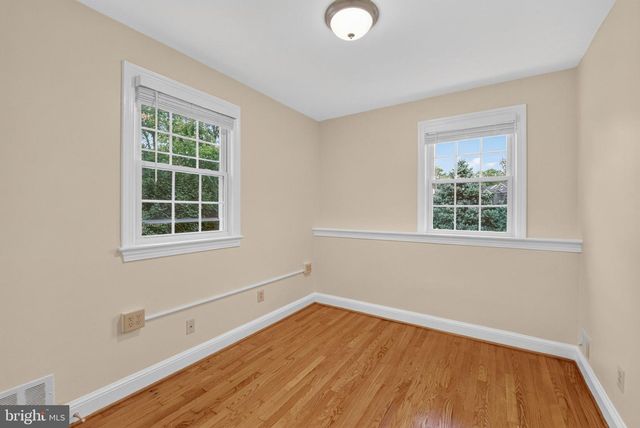 406 GILMOURE DR, Silver Spring, MD 20901