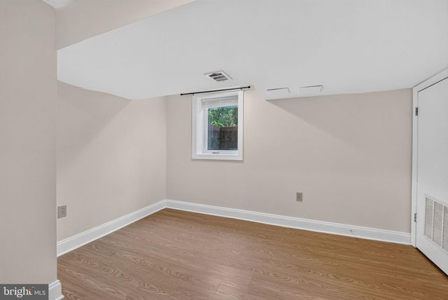 406 GILMOURE DR, Silver Spring, MD 20901