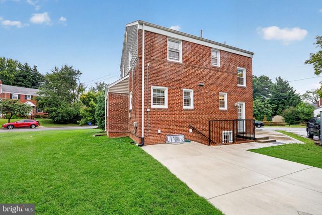 406 GILMOURE DR, Silver Spring, MD 20901