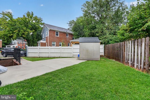 406 GILMOURE DR, Silver Spring, MD 20901