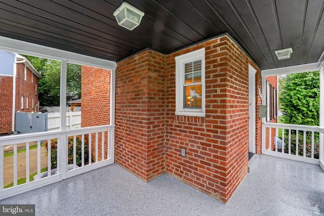 406 GILMOURE DR, Silver Spring, MD 20901