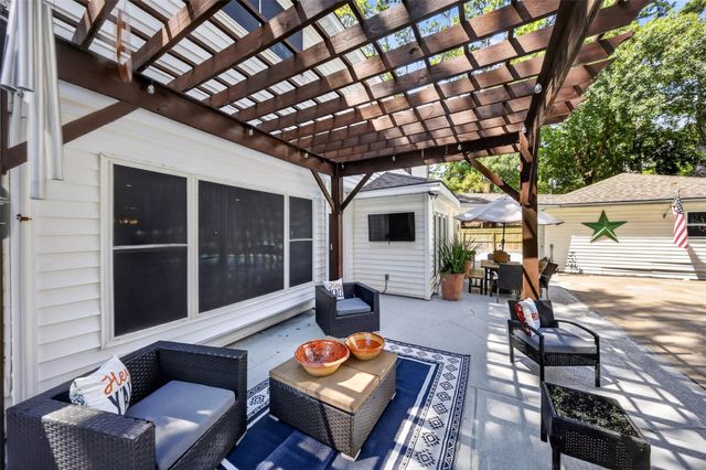 6522 Pebble Beach Drive, Houston, TX 77069
