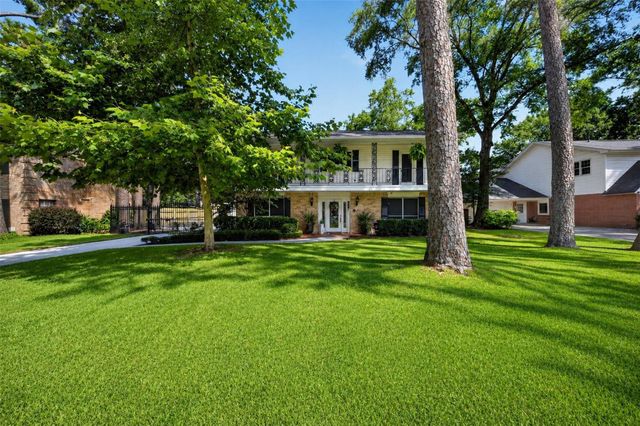 6522 Pebble Beach Drive, Houston, TX 77069