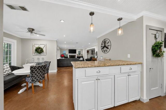 6522 Pebble Beach Drive, Houston, TX 77069