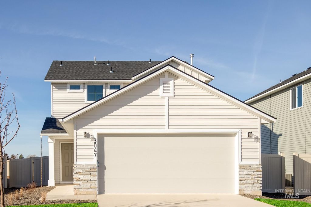 2446 W Fallon Lp, Nampa, ID 83651