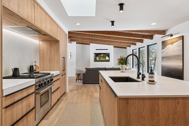 5423 Highwood Drive W, Edina, MN 55436