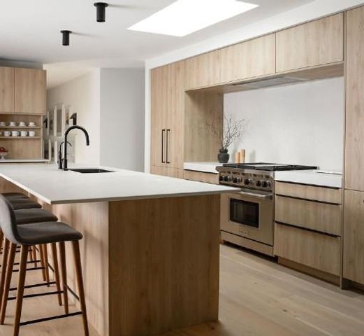 5423 Highwood Drive W, Edina, MN 55436