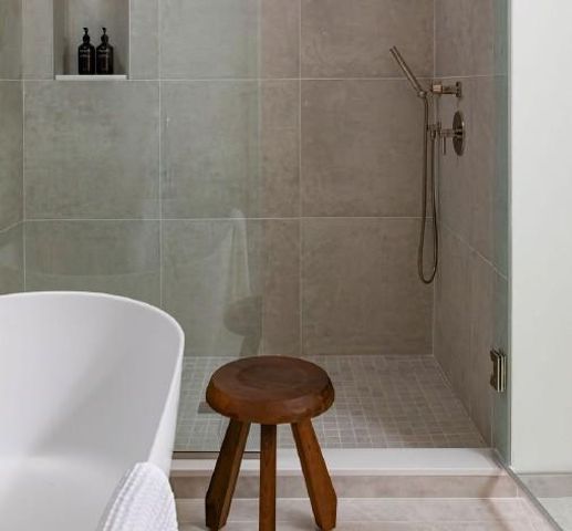 5423 Highwood Drive W, Edina, MN 55436