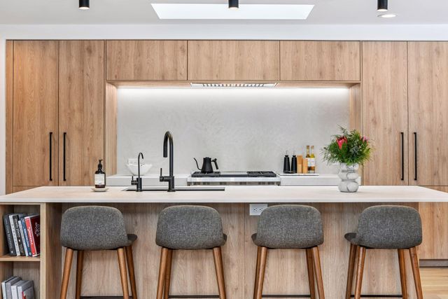 5423 Highwood Drive W, Edina, MN 55436