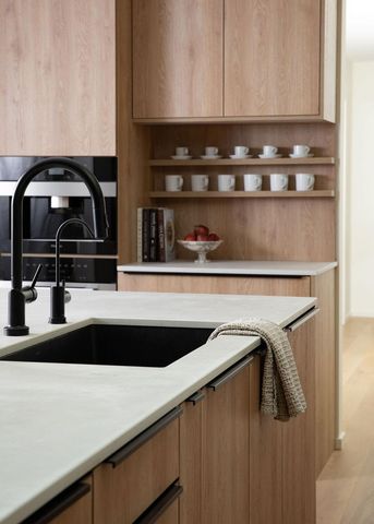 5423 Highwood Drive W, Edina, MN 55436