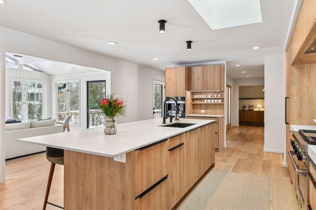 5423 Highwood Drive W, Edina, MN 55436