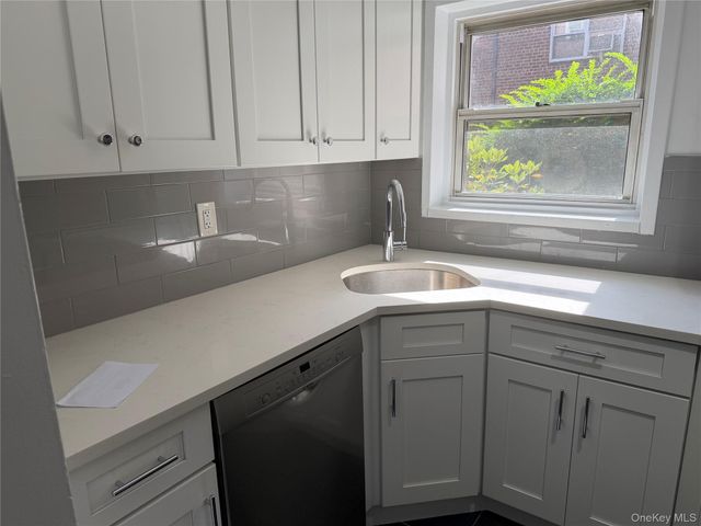 320 S Broadway T3, Tarrytown, NY 10591