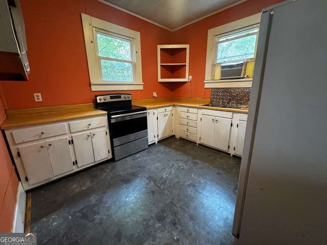 204 Broadt S, Ellaville, GA 31806