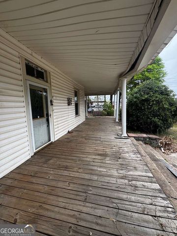 204 Broadt S, Ellaville, GA 31806