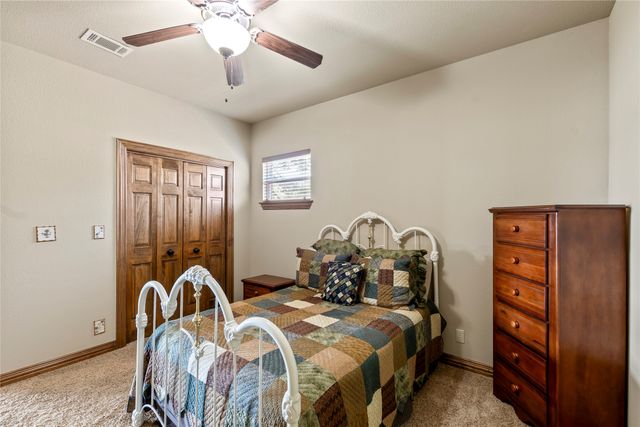 831 Legendary Lane, Gun Barrel City, TX 75156