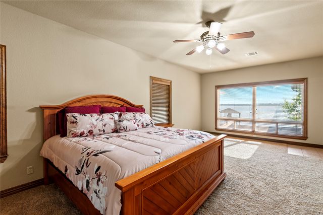 831 Legendary Lane, Gun Barrel City, TX 75156