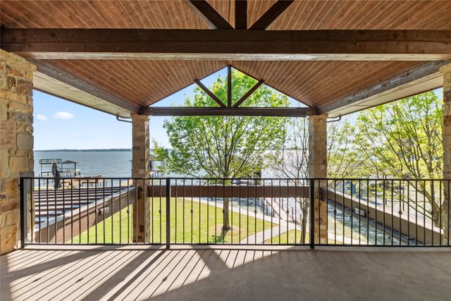 831 Legendary Lane, Gun Barrel City, TX 75156