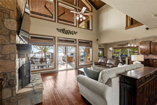 831 Legendary Lane, Gun Barrel City, TX 75156