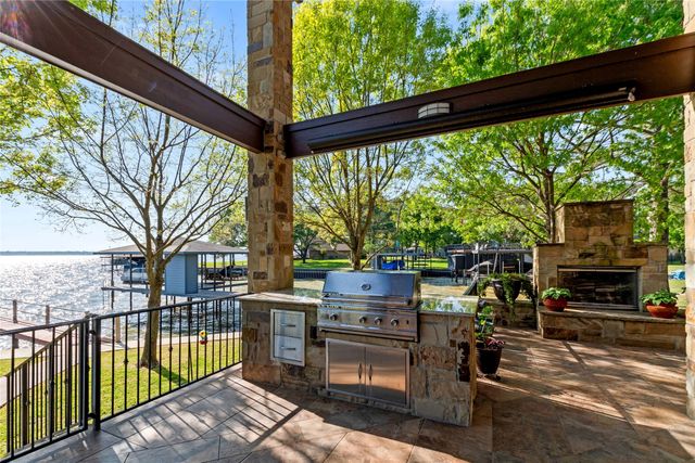 831 Legendary Lane, Gun Barrel City, TX 75156