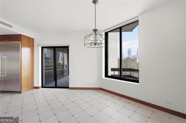 2660 Peachtree Road NW 9G, Atlanta, GA 30305