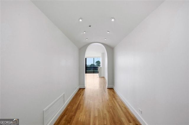 2660 Peachtree Road NW 9G, Atlanta, GA 30305