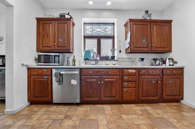 158 Albion St, Somerville, MA 02144