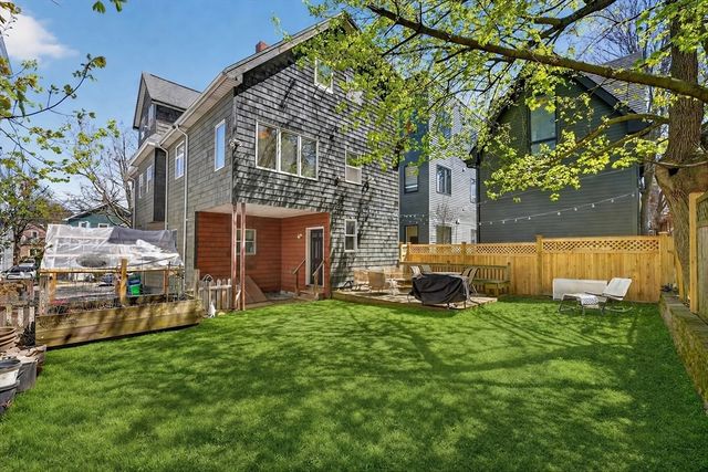 158 Albion St, Somerville, MA 02144
