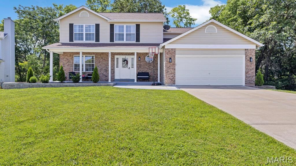 806 Whisper Creek Court, Wentzville, MO 63385
