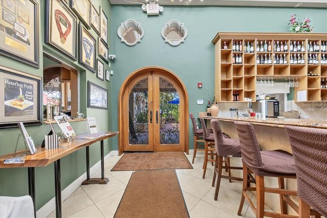 N TAMIAMI TRAIL, Nokomis, FL 34275