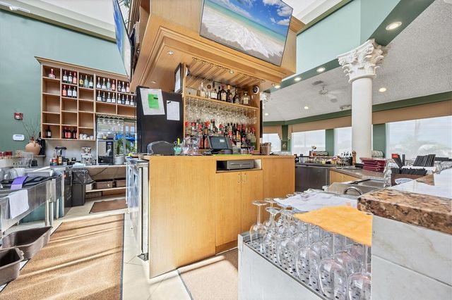 N TAMIAMI TRAIL, Nokomis, FL 34275