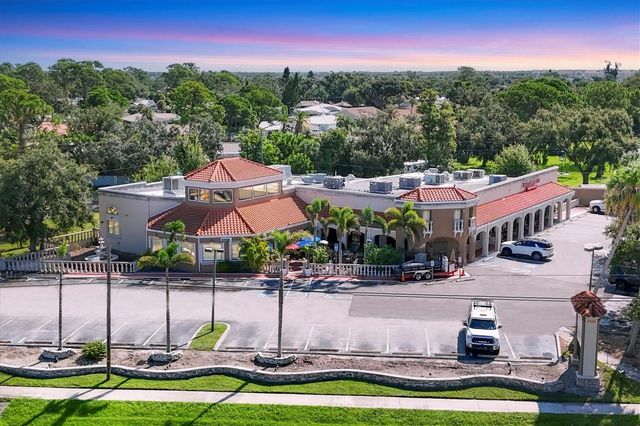 N TAMIAMI TRAIL, Nokomis, FL 34275