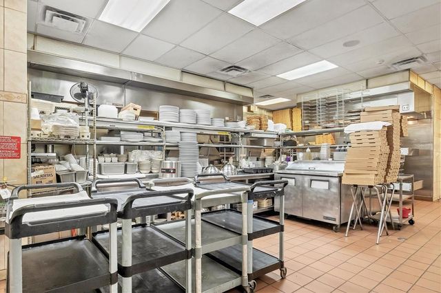 N TAMIAMI TRAIL, Nokomis, FL 34275