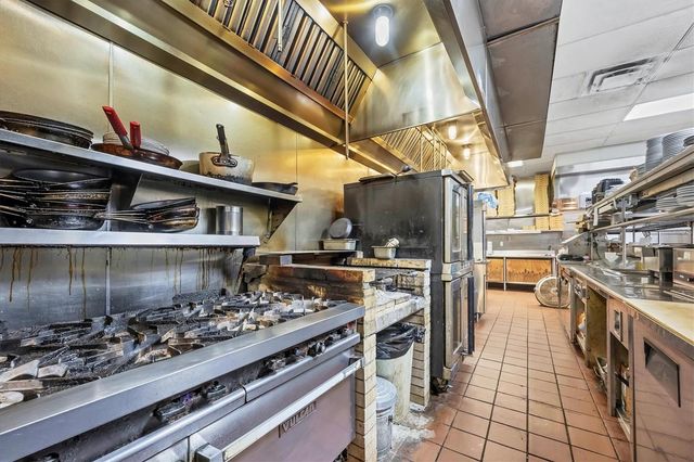 N TAMIAMI TRAIL, Nokomis, FL 34275