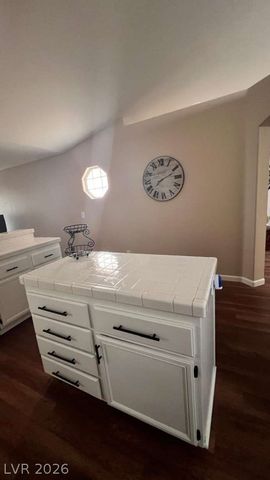 2111 Akamine Avenue, North Las Vegas, NV 89031