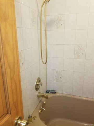 6770 E Mississippi Avenue C, Denver, CO 80224