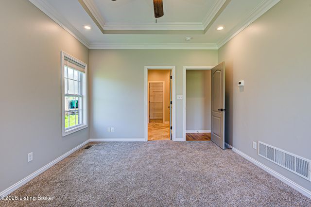 203 Deep Creek Dr, Shepherdsville, KY 40165
