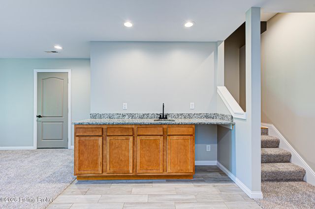 203 Deep Creek Dr, Shepherdsville, KY 40165