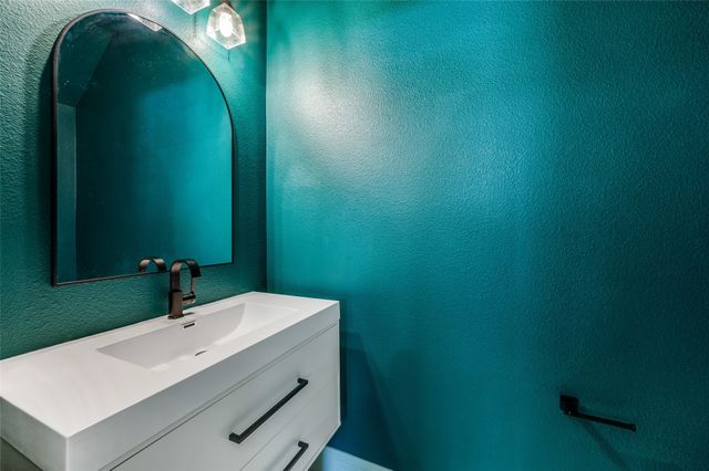7101 Huckleberry Drive, Mckinney, TX 75070