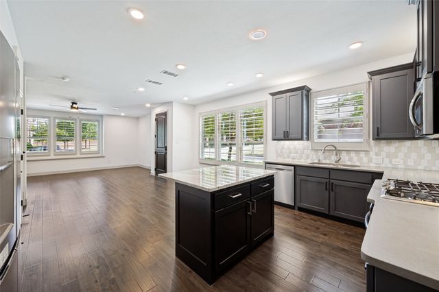 7101 Huckleberry Drive, Mckinney, TX 75070