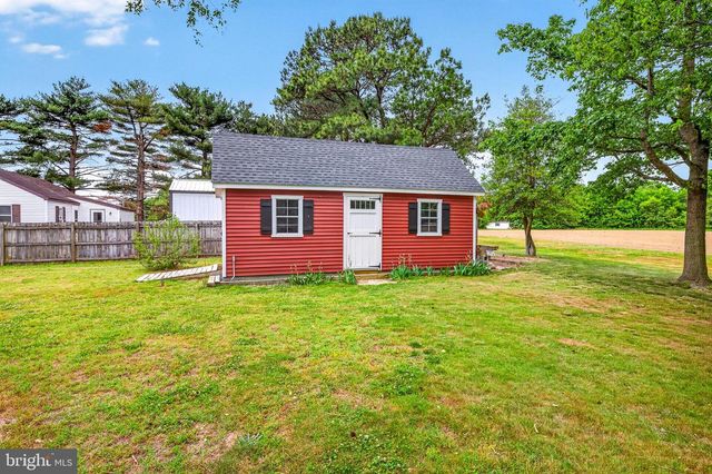 6713 HEARNS POND RD, Seaford, DE 19973