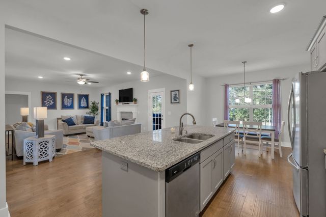 1154 Payton Ln, Gallatin, TN 37066