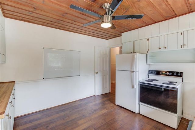 4594 Chamblee Tucker Road, Tucker, GA 30084